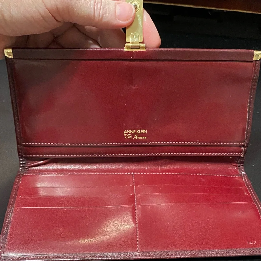 Vintage Anne Klein by St. Thomas Burgundy Leather wallet